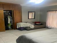 Bed Room 2 of property in Delareyville