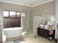 Main Bathroom of property in Bendor