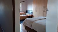 Bed Room 2 - 18 square meters of property in Churchill Estate