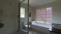 Bathroom 1 - 9 square meters of property in Vorna Valley