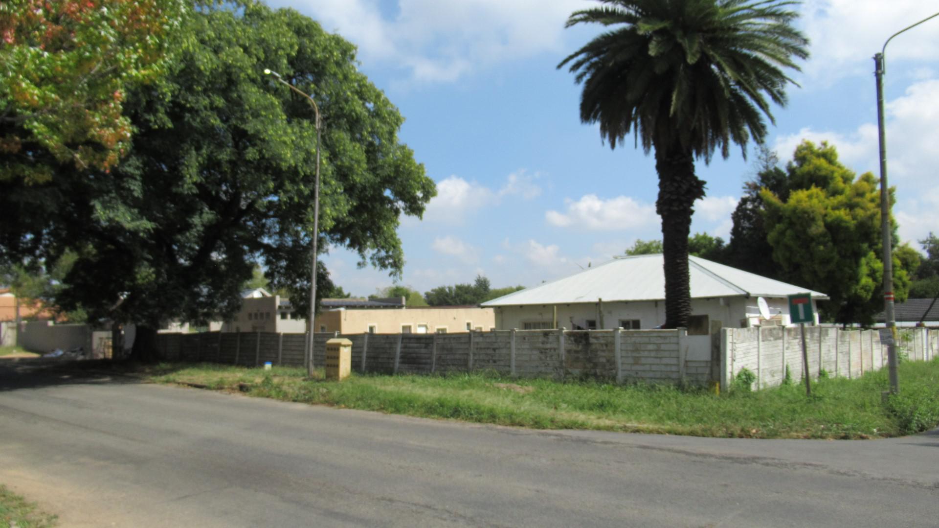 Front View of property in Edenvale