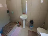 Bathroom 1 of property in Edenvale