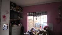 Bed Room 1 - 12 square meters of property in Kenmare