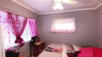 Bed Room 2 - 13 square meters of property in Robertson