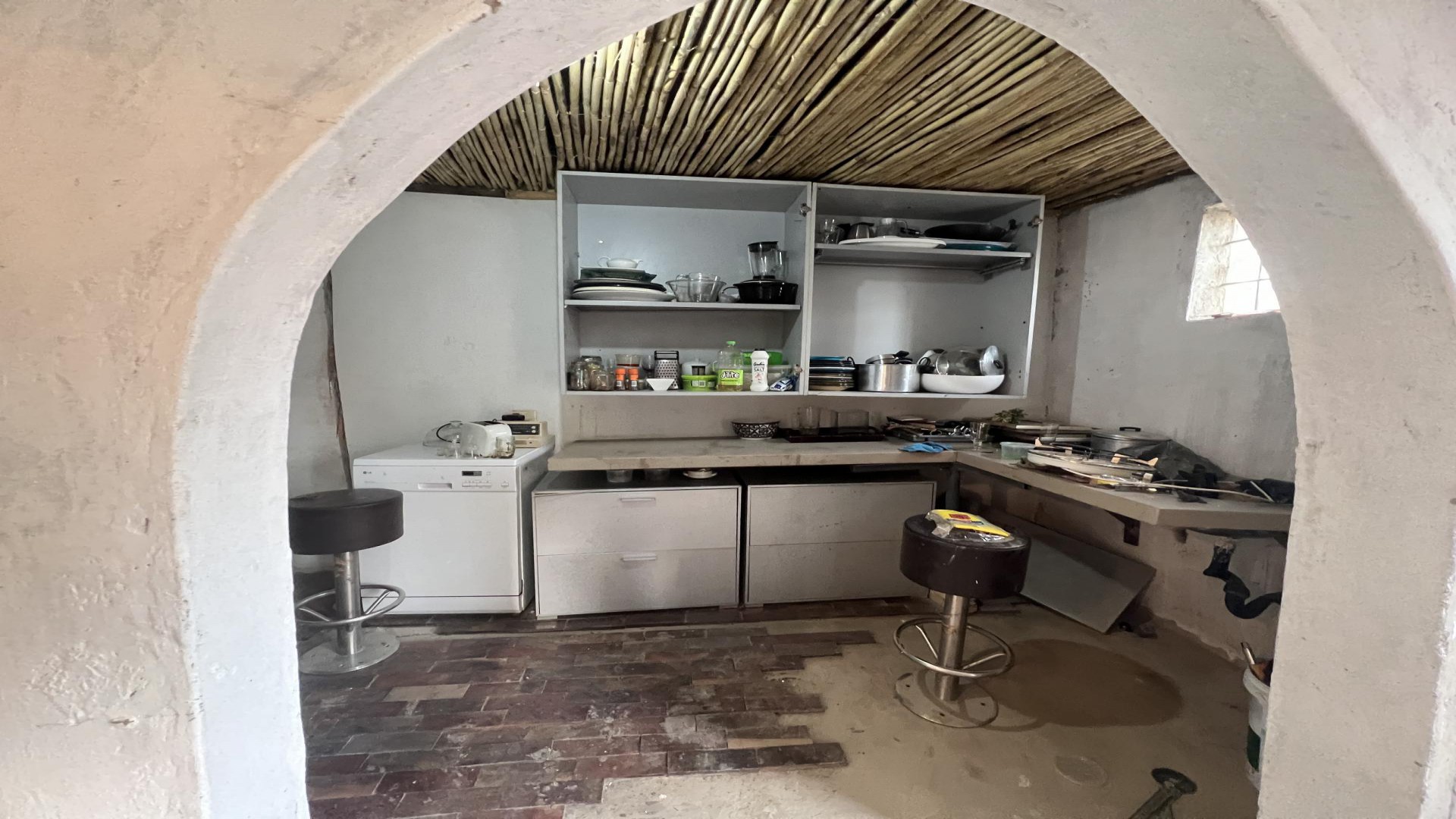 Kitchen of property in Farmall A.H.
