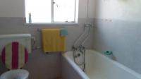 Bathroom 1 of property in Hobhouse