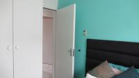Bed Room 1 - 10 square meters of property in Suideroord