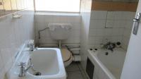 Bathroom 1 - 5 square meters of property in Vanderbijlpark