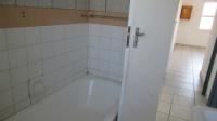 Bathroom 1 - 5 square meters of property in Vanderbijlpark