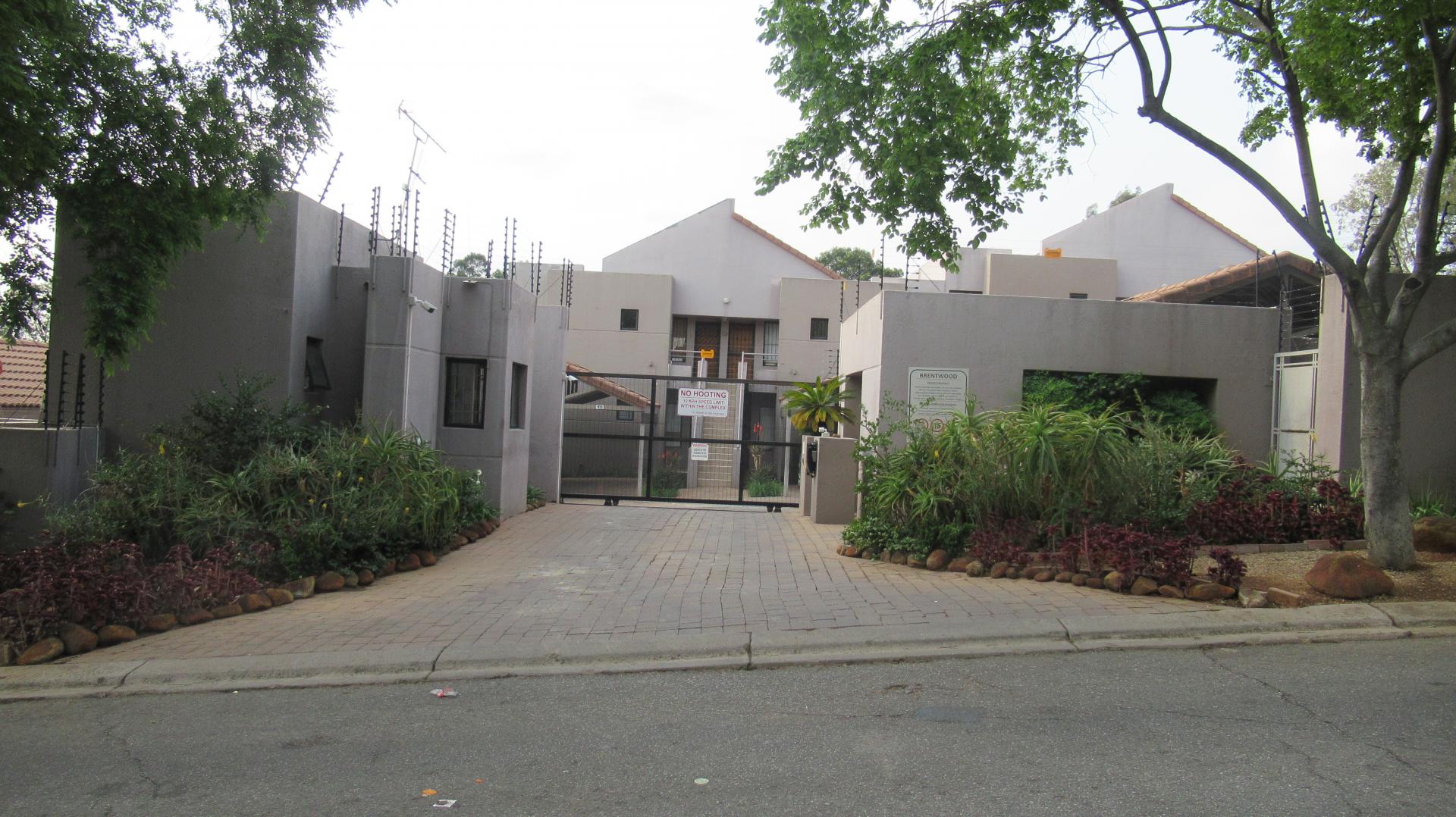 Front View of property in Woodmead