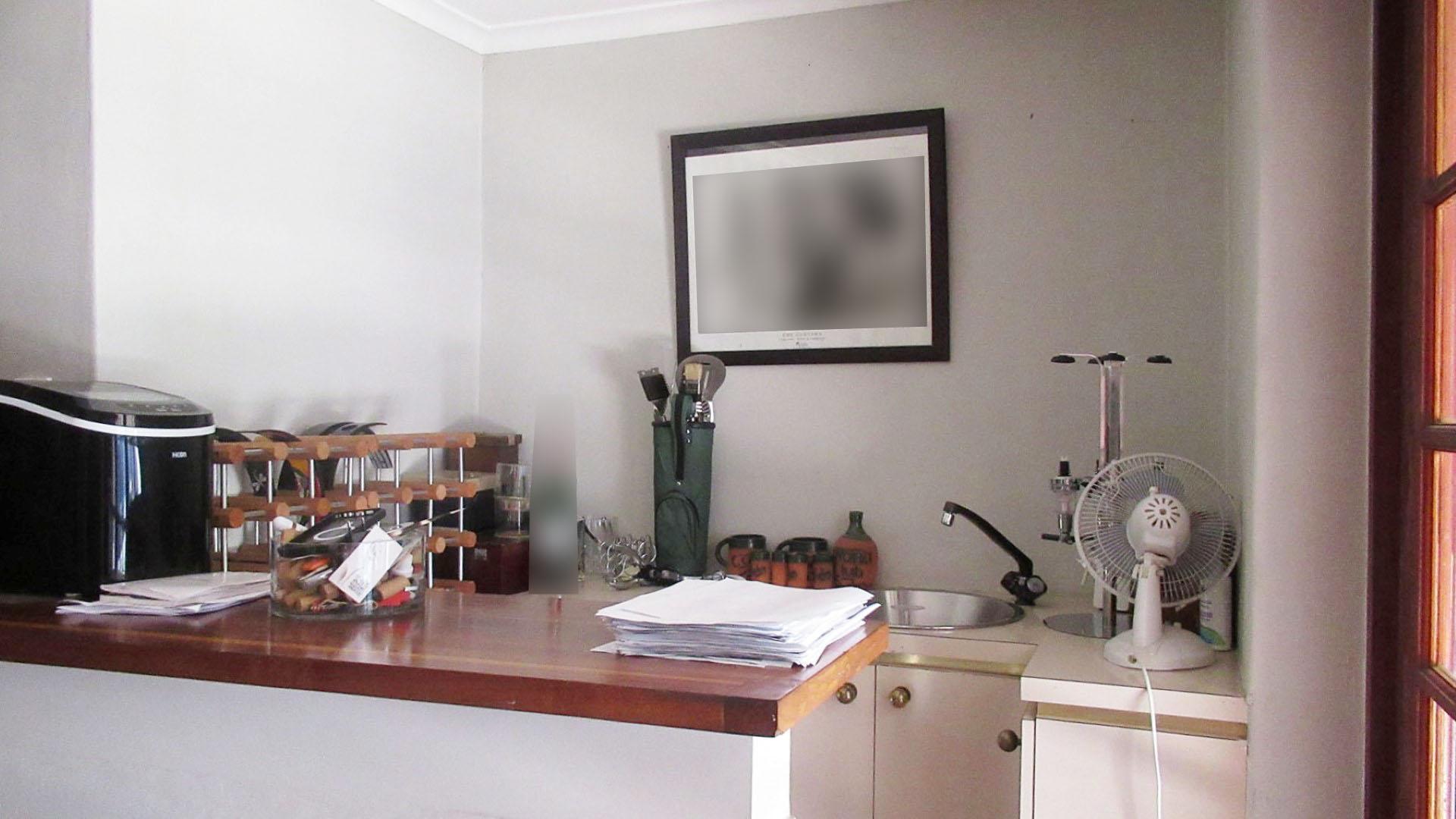 Entertainment - 13 square meters of property in Norwood