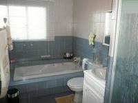 Bathroom 1 - 9 square meters of property in Midrand