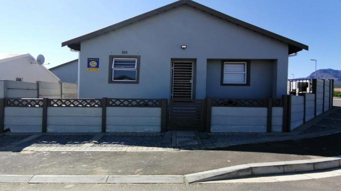 3 Bedroom House for Sale For Sale in Paarl - Private Sale - MR474933