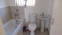 Bathroom 1 - 5 square meters of property in Dawn Park