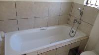 Bathroom 1 - 5 square meters of property in Dawn Park