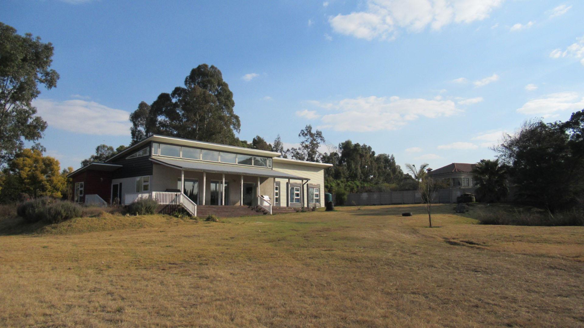 Front View of property in Norton's Home Estates