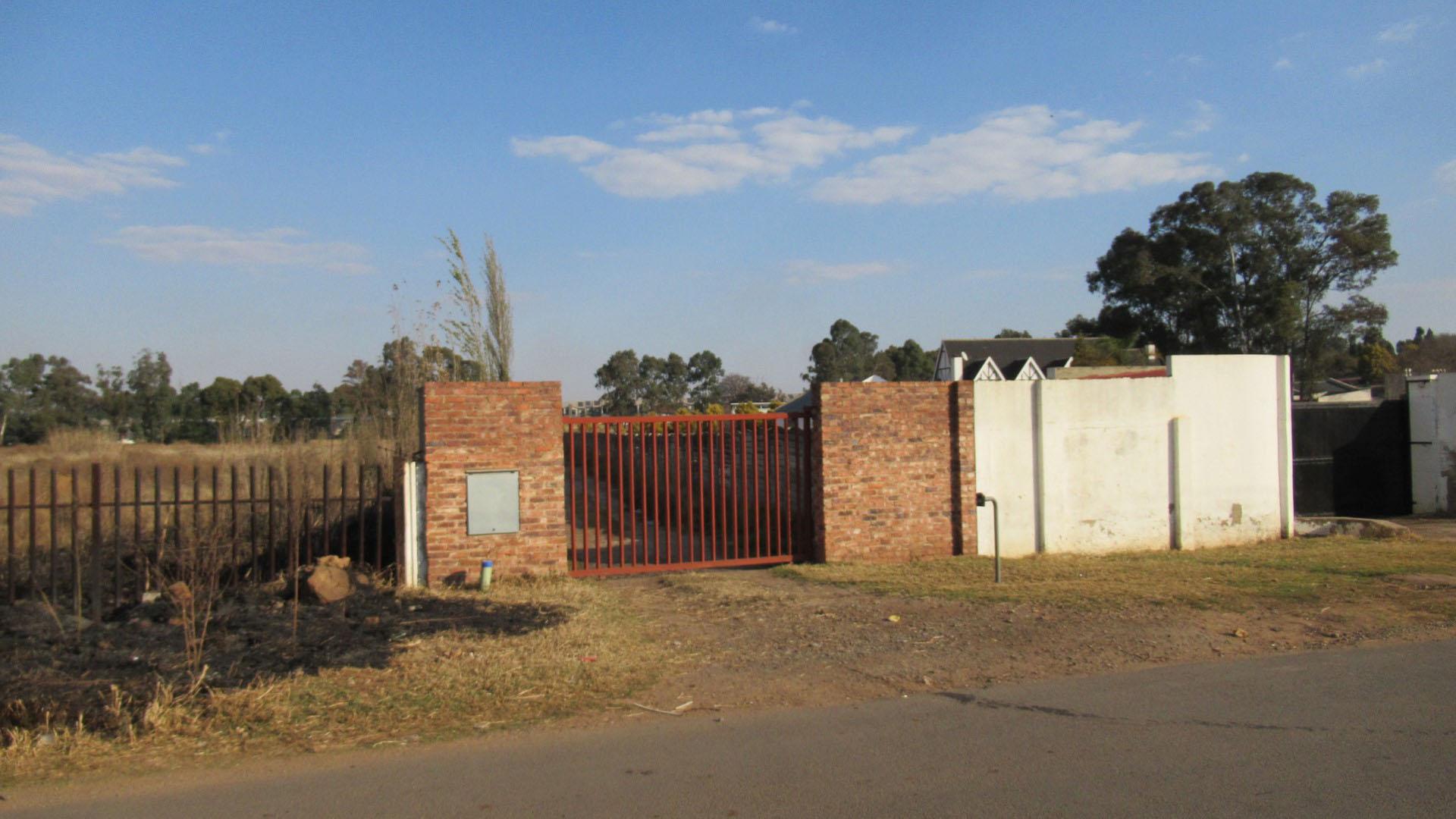 Front View of property in Norton's Home Estates