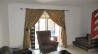 Lounges - 39 square meters of property in Willowbrook