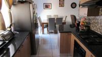 Kitchen - 14 square meters of property in Willowbrook