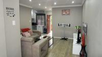 Lounges - 23 square meters of property in Queensburgh