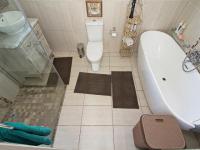 Main Bathroom of property in Ermelo