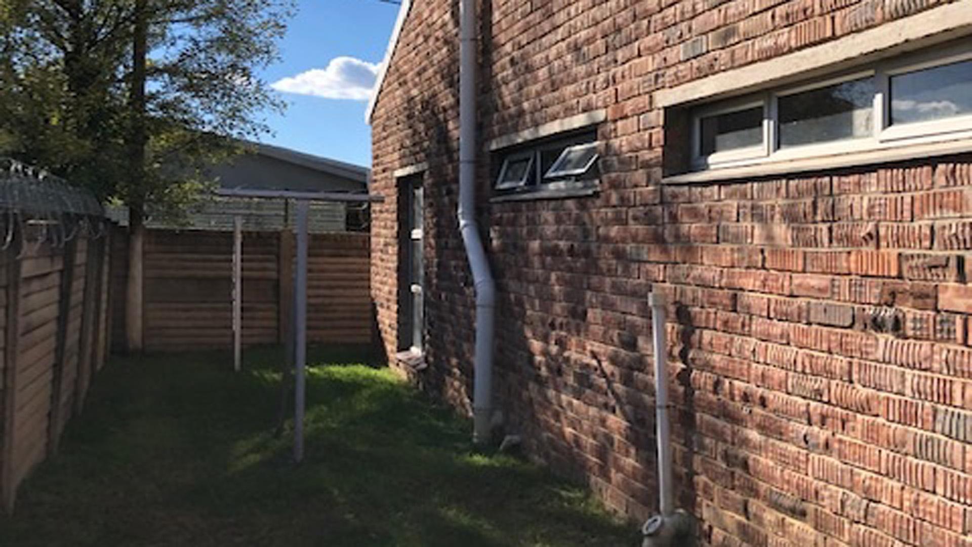 Backyard of property in Brandwag