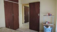 Bed Room 1 - 11 square meters of property in Birchleigh