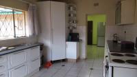Kitchen - 17 square meters of property in Birchleigh