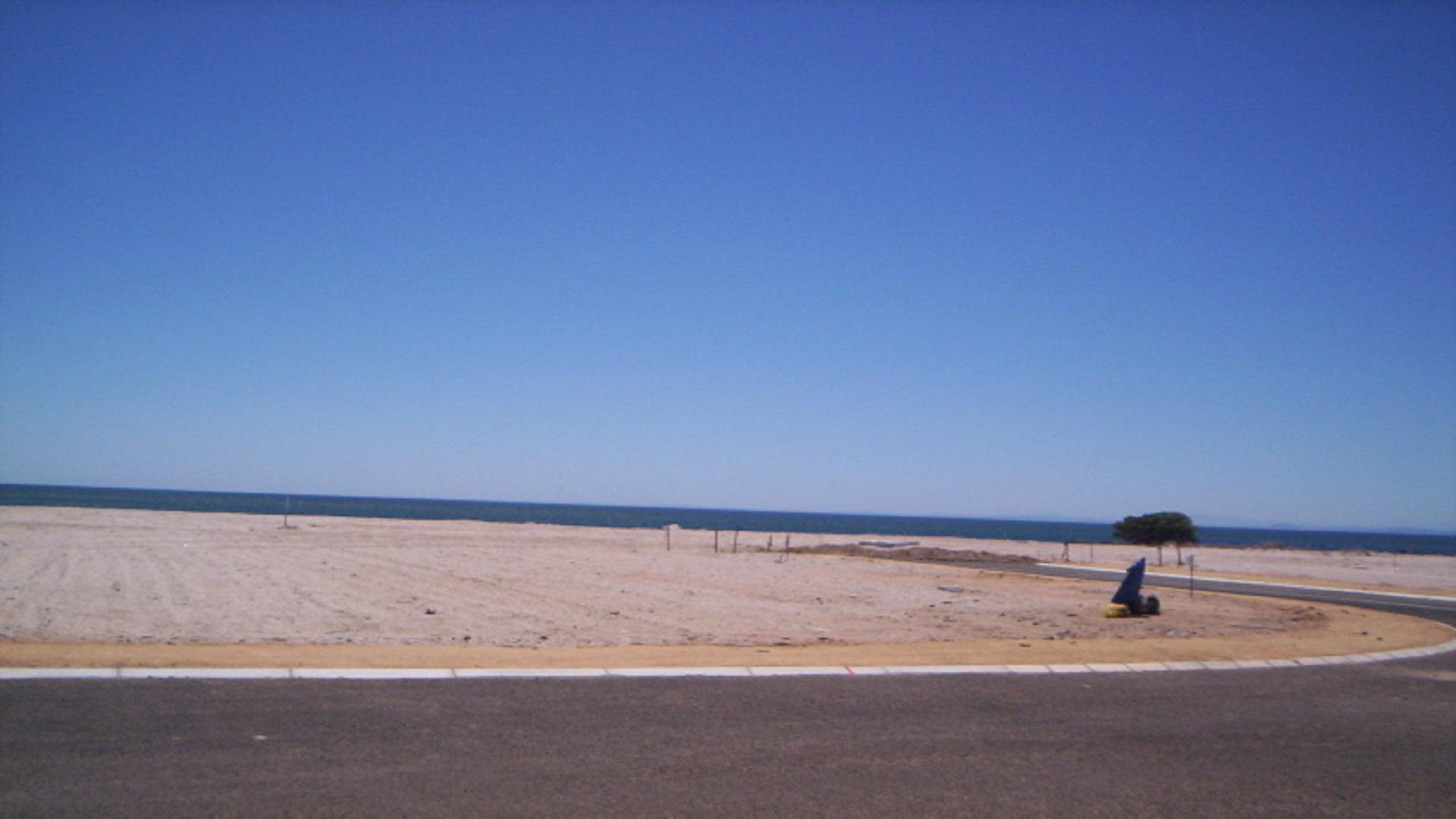 Front View of property in St Helena Bay