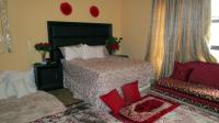 Main Bedroom - 27 square meters of property in Point