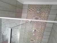 Bathroom 1 of property in Flimieda