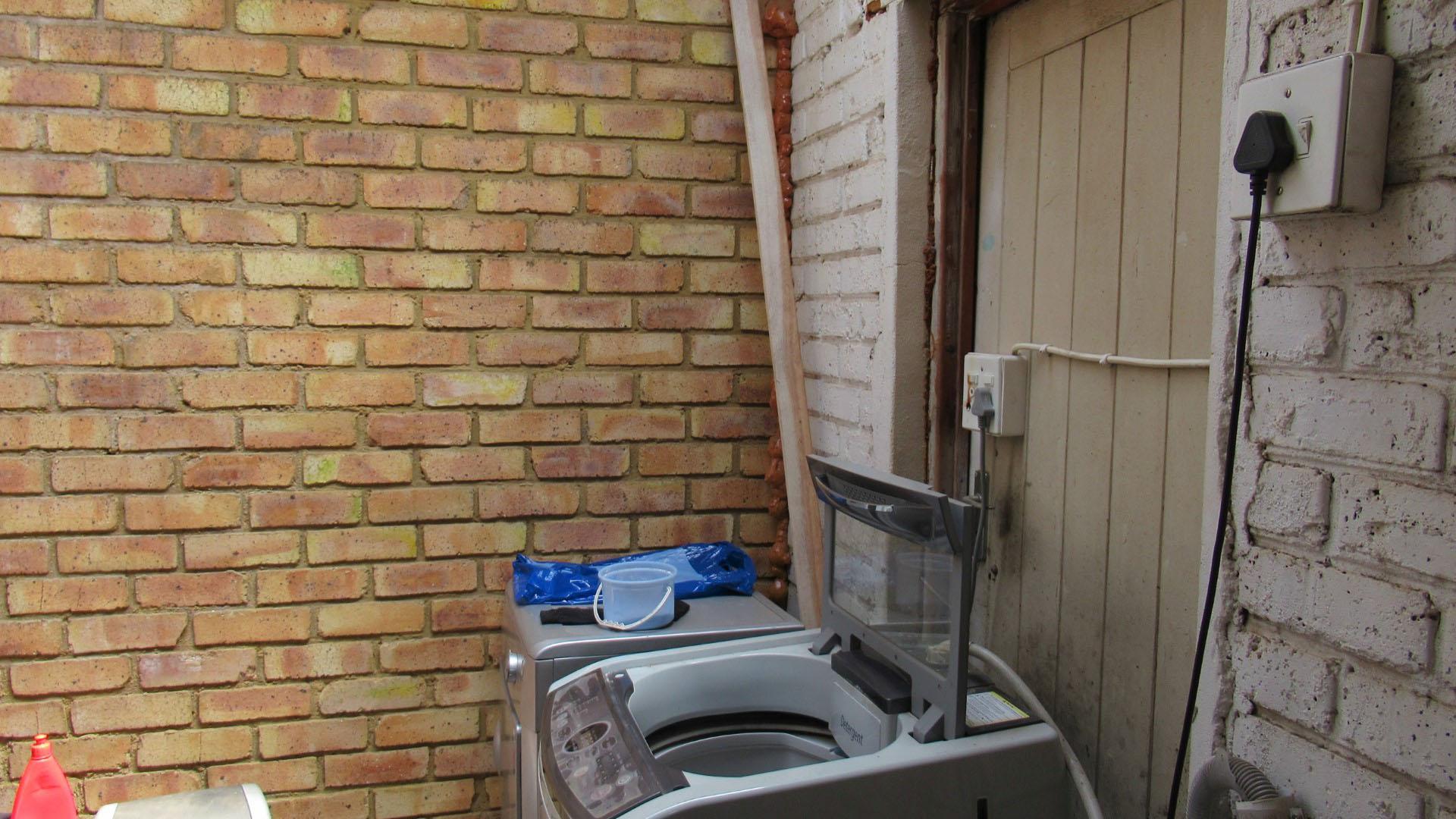 Store Room - 14 square meters of property in Paul Krugersoord