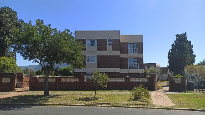 3 Bedroom Apartment for Sale For Sale in Pinelands - Home Sell - MR476659
