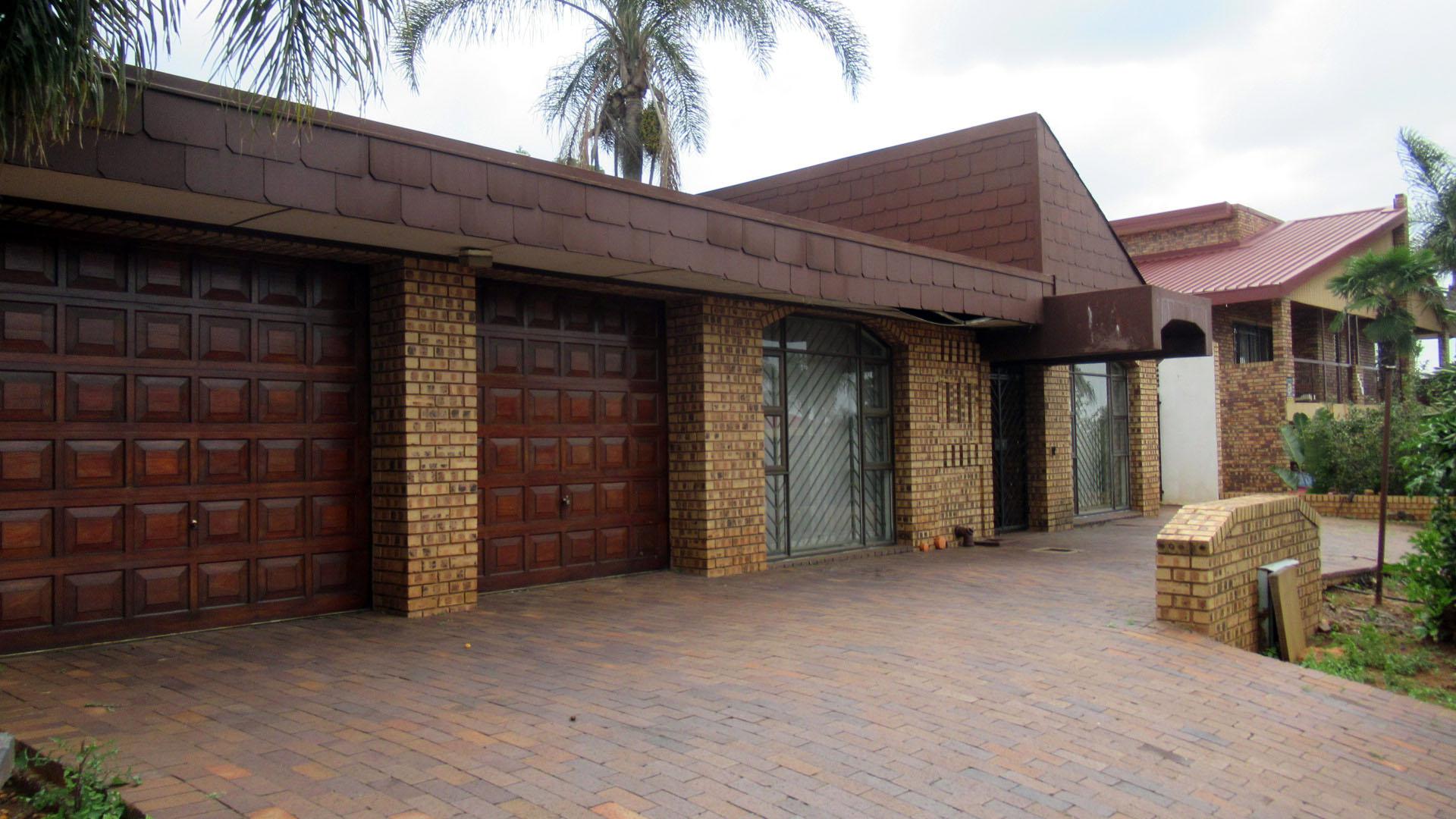 Front View of property in Laudium