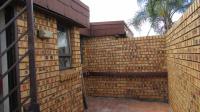 Balcony - 80 square meters of property in Laudium