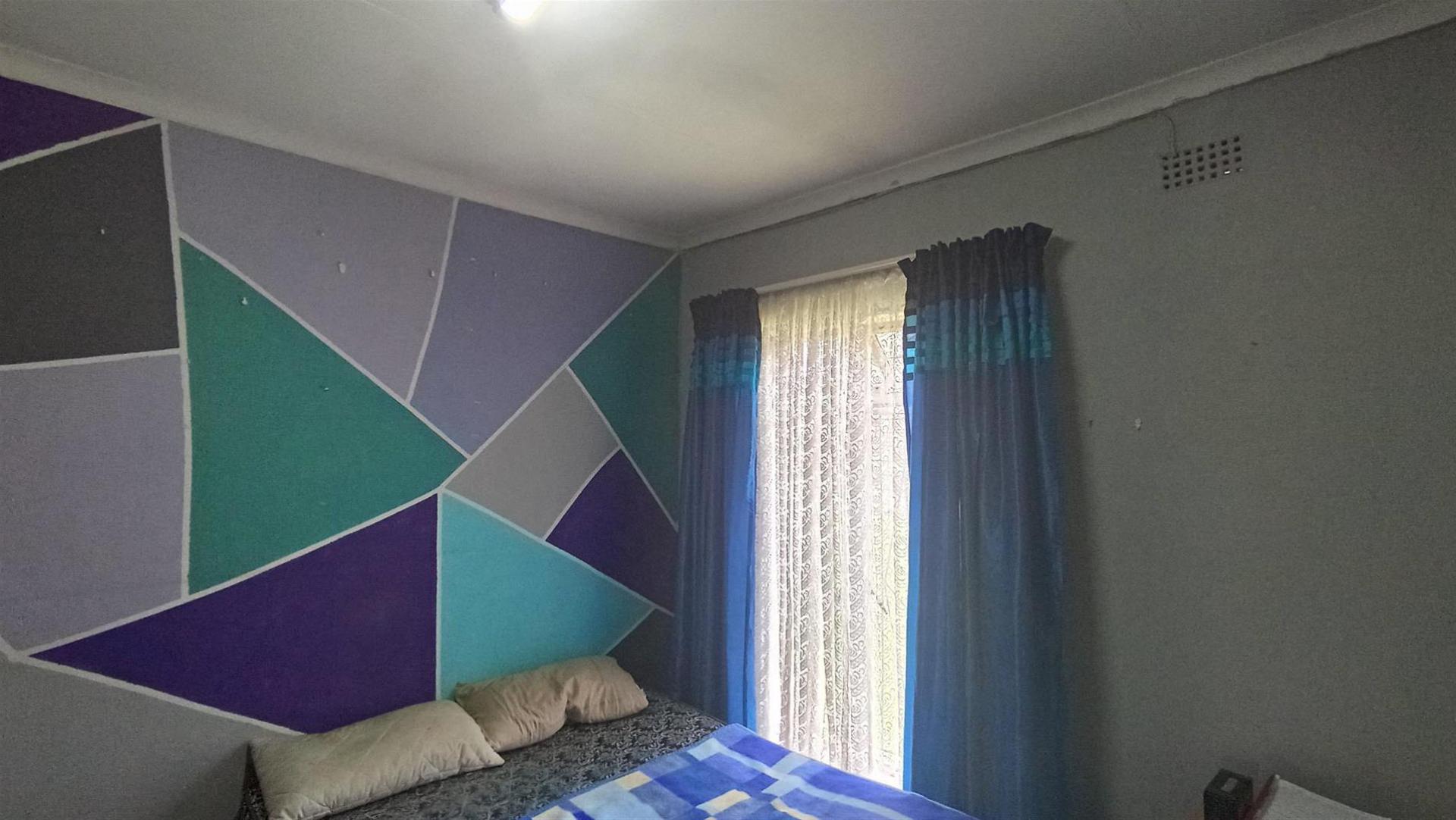 Bed Room 2 - 10 square meters of property in Visagiepark