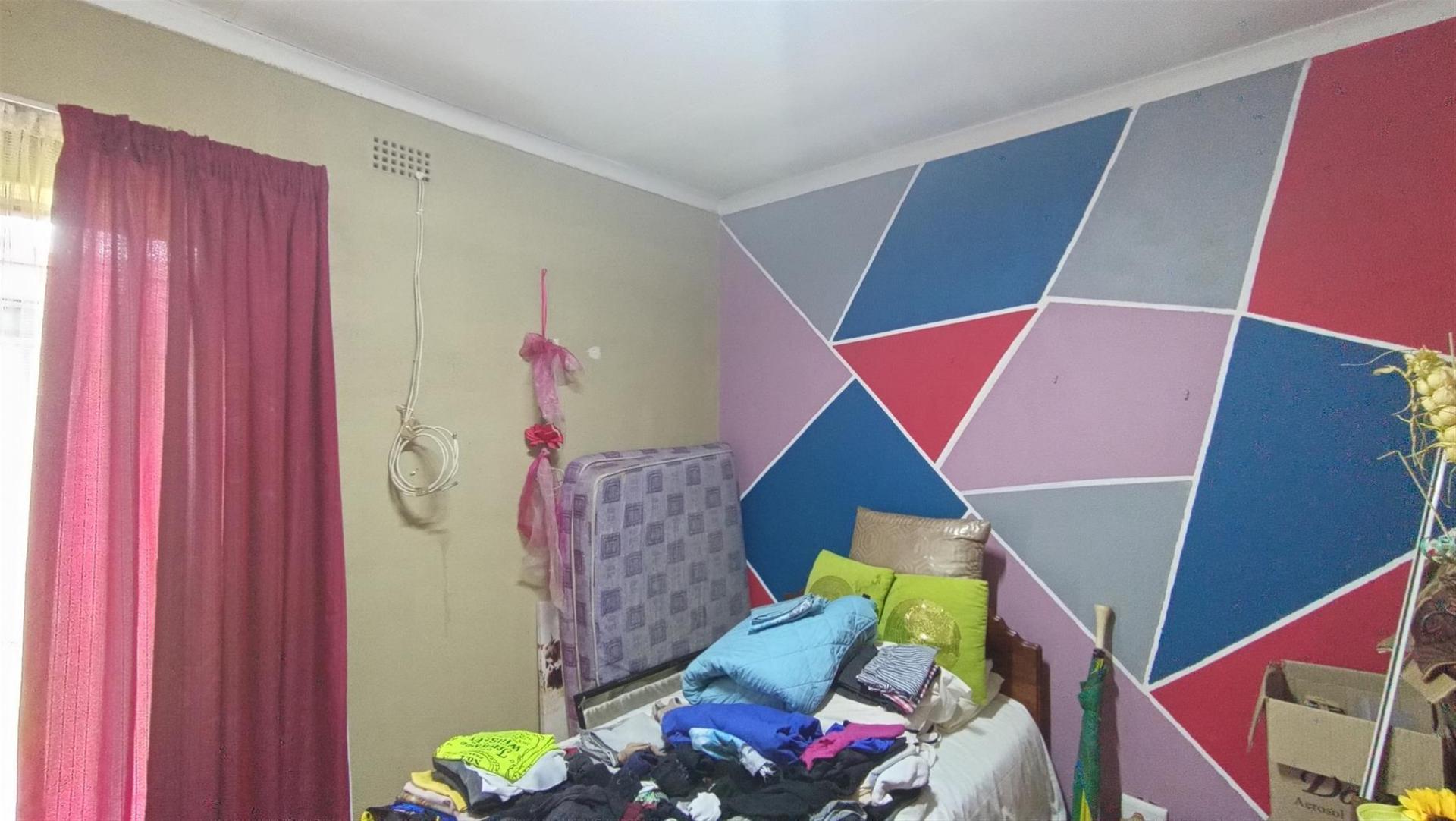 Bed Room 3 - 12 square meters of property in Visagiepark