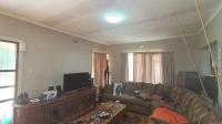 Lounges - 22 square meters of property in Visagiepark