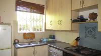 Kitchen - 6 square meters of property in Weltevreden Park