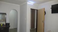 Main Bedroom - 28 square meters of property in Secunda