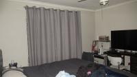 Bed Room 2 - 14 square meters of property in Secunda