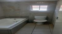 Bathroom 2 of property in Sky City