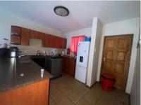 Kitchen - 9 square meters of property in Reyno Ridge