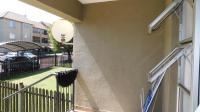 Patio of property in Reyno Ridge