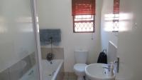 Main Bathroom - 6 square meters of property in Witfield