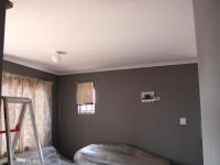 Lounges - 14 square meters of property in Watervalspruit (Midrand)