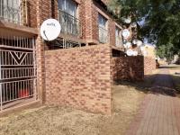 2 Bedroom 1 Bathroom Flat/Apartment for Sale for sale in Karenpark