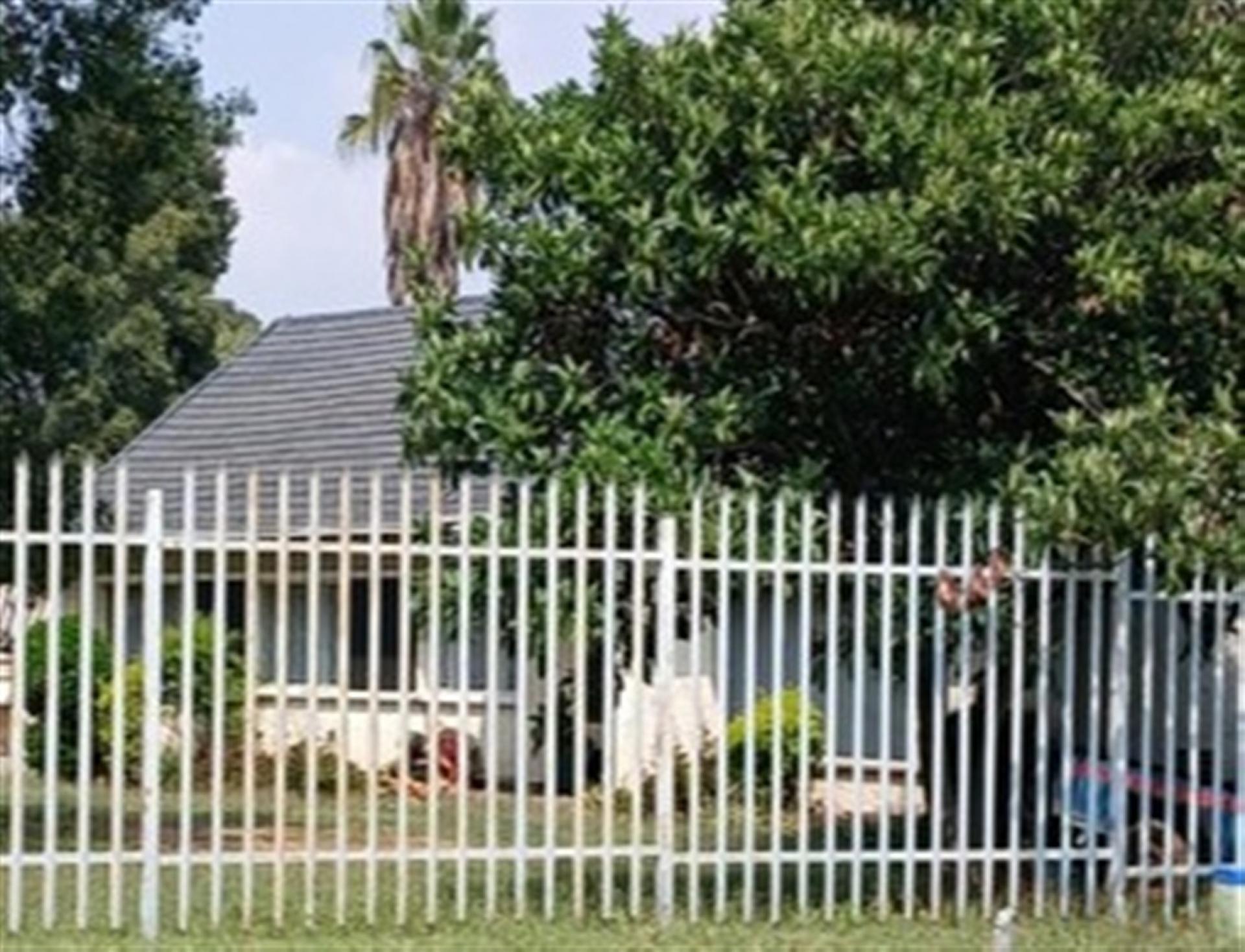 Front View of property in Parkdene (JHB)