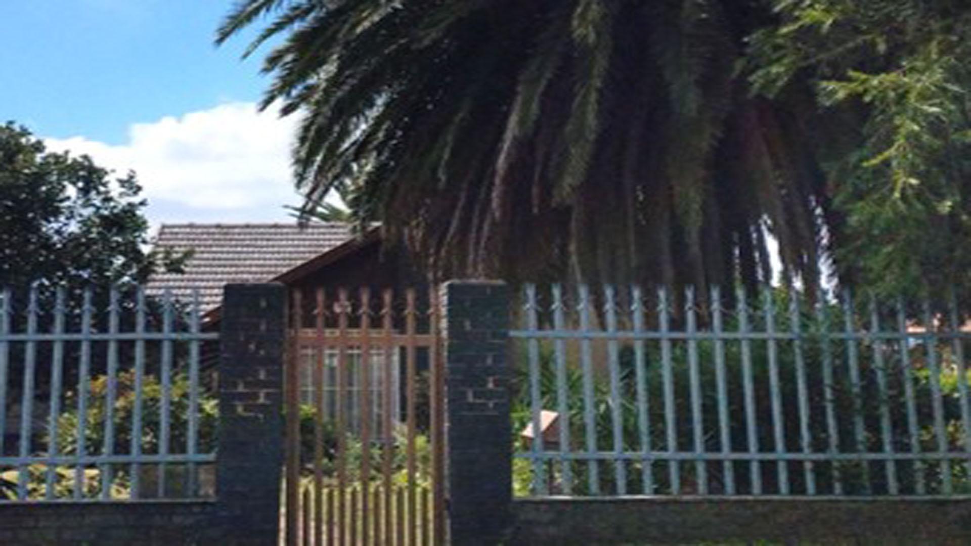 Front View of property in Regents Park