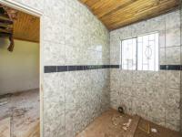 Bathroom 1 - 7 square meters of property in Lenasia South